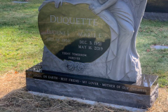 Duoquette-Monument